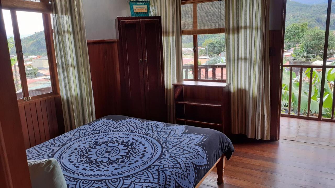 Montana Linda Guest House Orosí Esterno foto