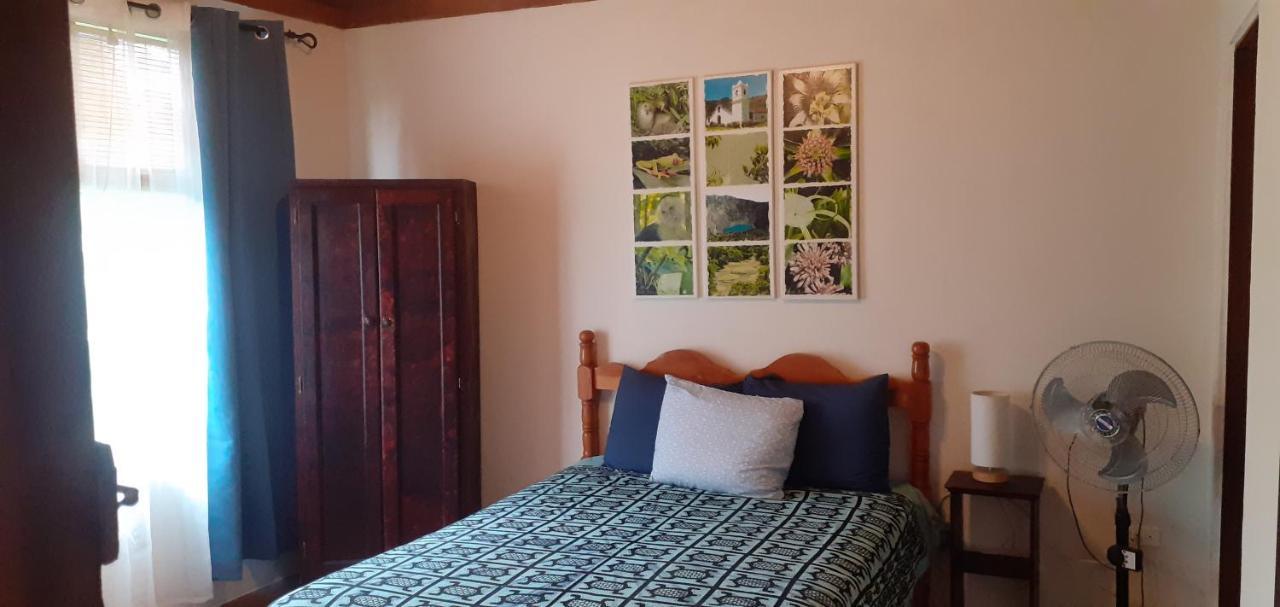 Montana Linda Guest House Orosí Esterno foto